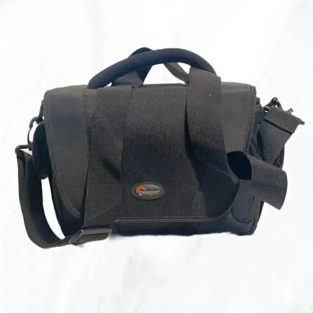 Lowepro Edit 120 outdoor Padded Camera Bag Shoulder Strap Multi Pocket black